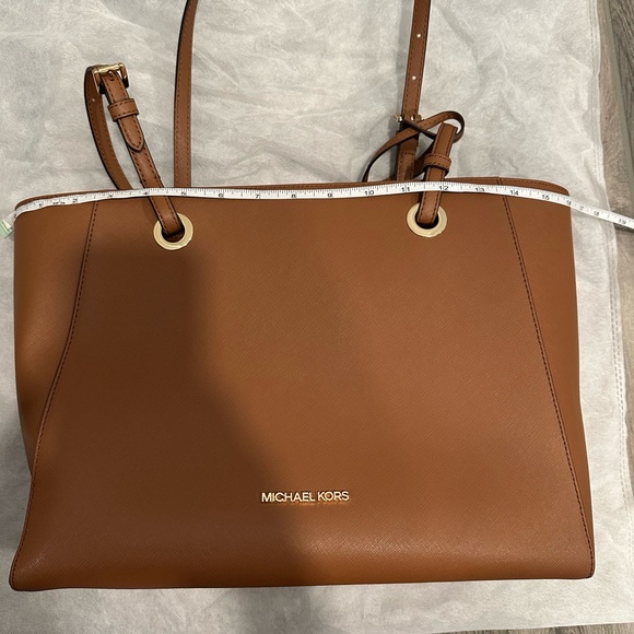 Michael Kors Large Saffiano Leather Tote Bag, like NEW condition - Picture 7 of 9